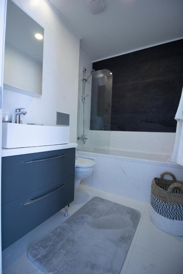 Single Room A503 Stayinn By Cosmopolis Stefanestii de Jos 외부 사진